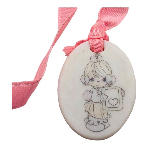 Precious Moments Sharing Begins Heart Bookmark Bible Journal Pendant Charm 1988 - Picture 1 of 3